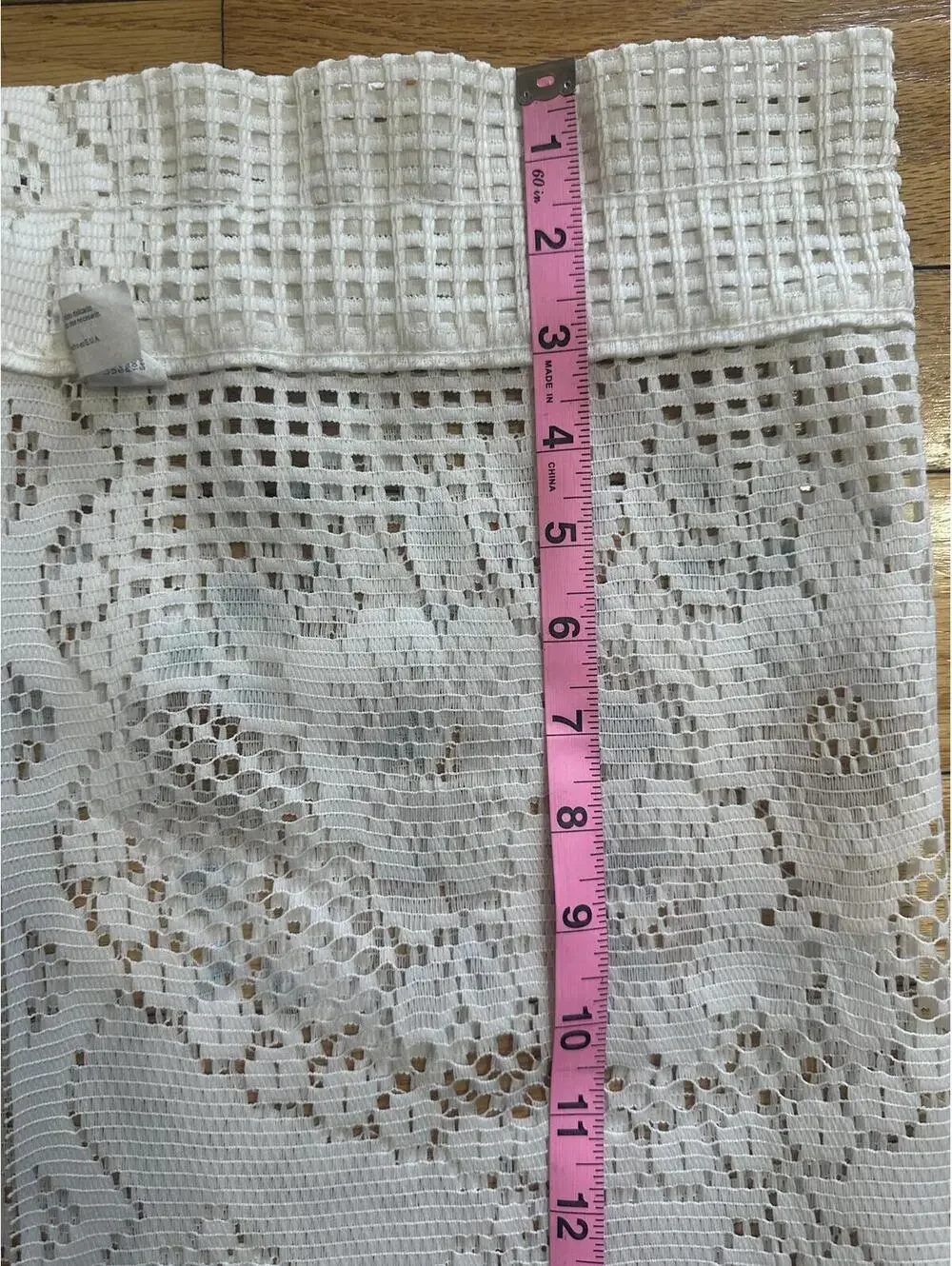 VTG Floral Lace Curtain Valances Pair White Blue Rod Pocket Cottage 14” x 57”